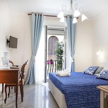 Veronicas Bed & Breakfast 3*
