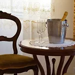 Veronicas 3* Taormina
