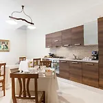 Veronicas Bed & Breakfast 3*